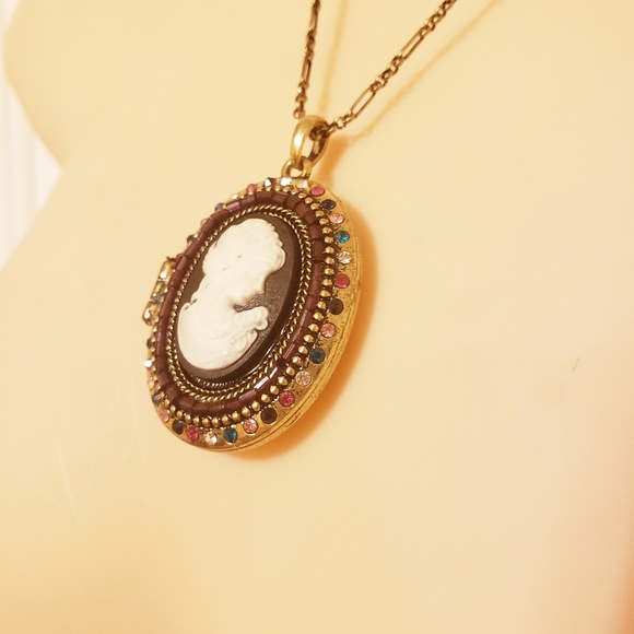 None Jewelry - Cameo Bronze Gem Locket Magnetic Antique Feel